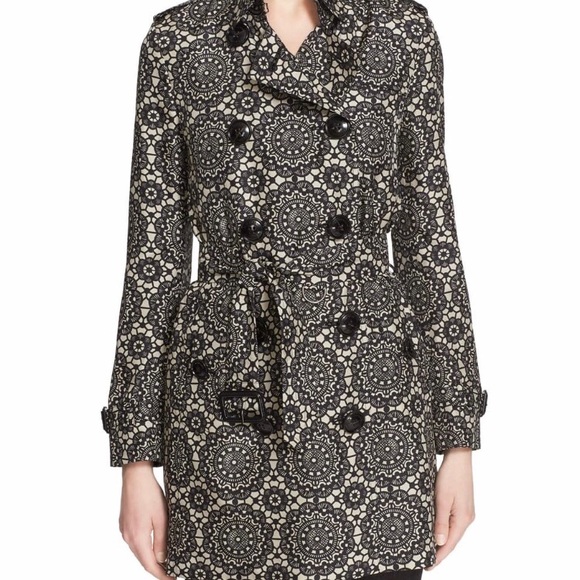 Burberry Silk Kensington Ladies Trench size 4 - Picture 2 of 8